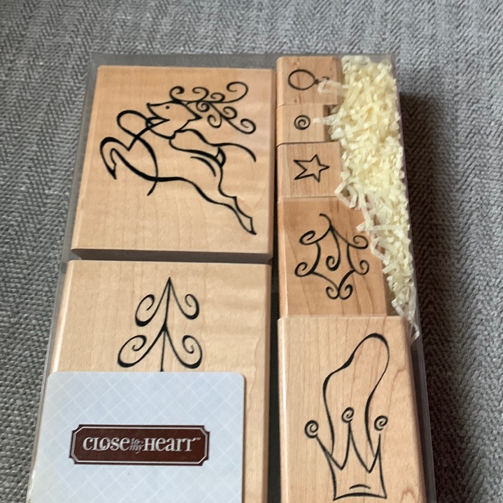 Designer Christmas S546 stamp set